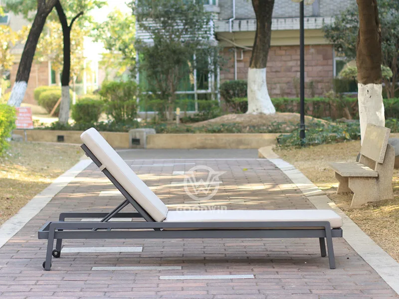 Knock Down Design Aluminum Textilene Sun Bed
