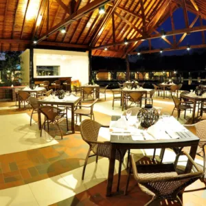 Alta Gracia Parque Hotel | Goodwin Woven Rattan Furniture 2 Square dining table set