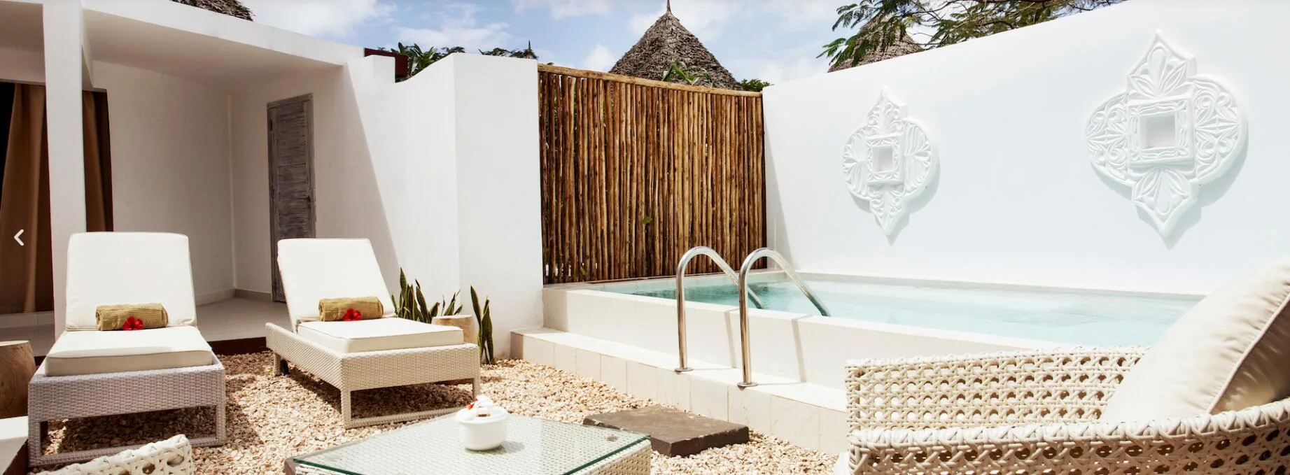 Rattan Sun Lounger +Hotel Poolside